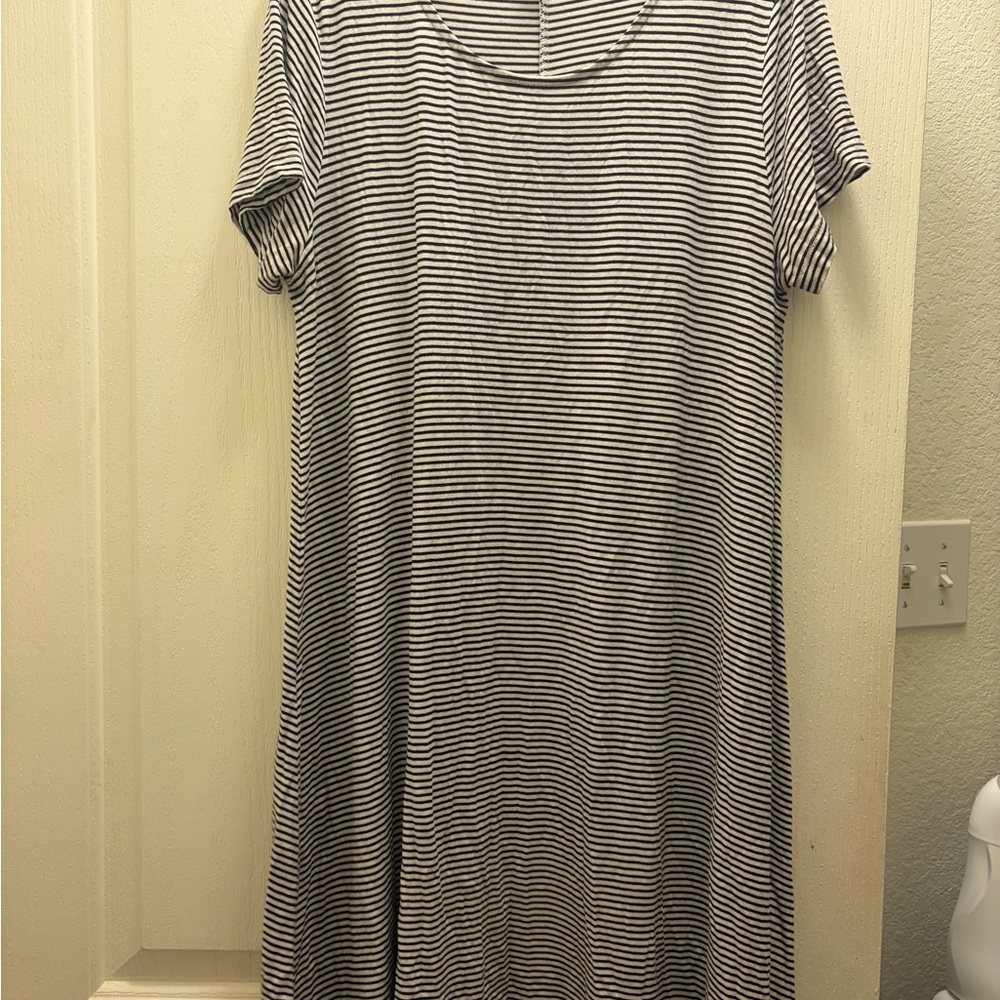 Old navy Striped Black and White Women's Dress